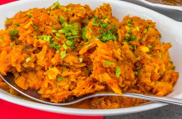 Où manger un rougail morue au feu de bois ?, Saint-Denis, Food La Kour