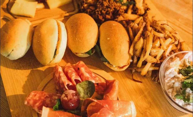 Restaurant, Saint-Denis, Food La Kour